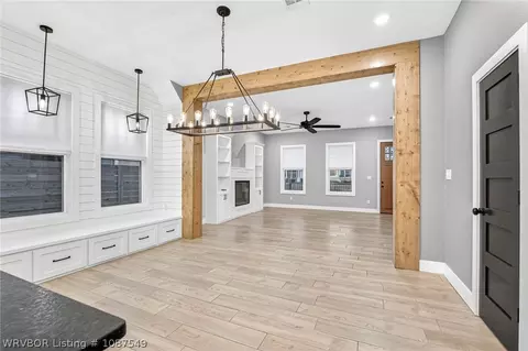 Entry Way - 1914 Ebbing Loop, Barling, AR 72923 photo 1 of 8