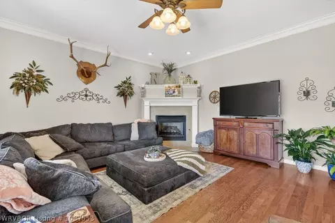 Living - 313 Stone Mountain Loop, Alma, AR 72921 photo 2 of 2