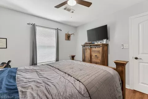 Bedroom - 313 Stone Mountain Loop, Alma, AR 72921 photo 13 of 13