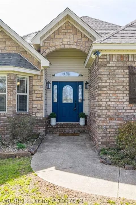 Entry Way - 313 Stone Mountain Loop, Alma, AR 72921 photo 1 of 9