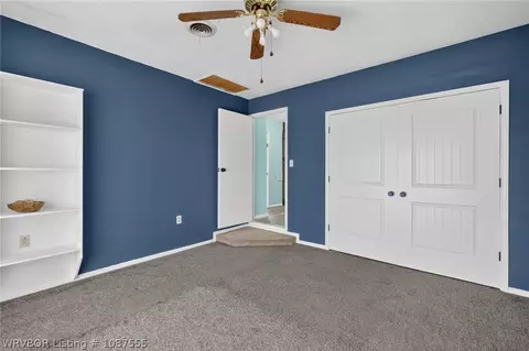 Bedroom - 204 Amherst Cir, Fort Smith, AR 72908 photo 3 of 9
