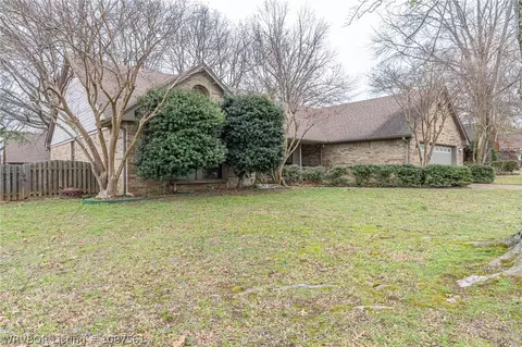 Exterior - 2505 Royal Scots, Fort Smith, AR 72908 photo 6 of 7