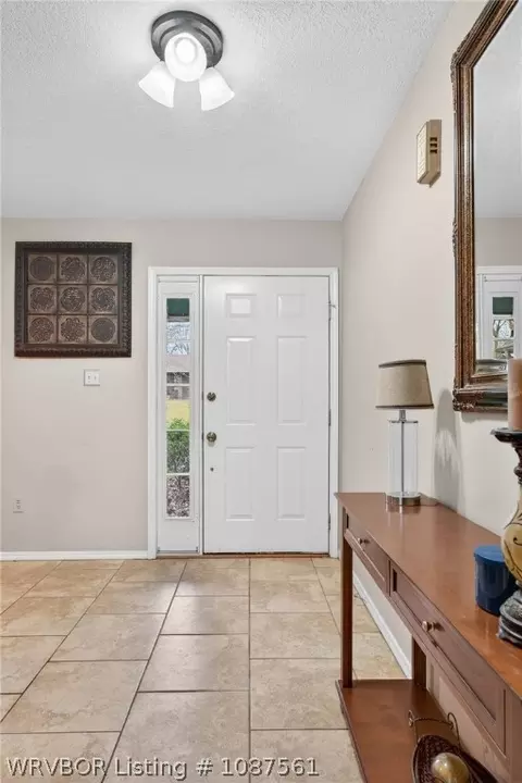Entry Way - 2505 Royal Scots, Fort Smith, AR 72908 photo 1 of 2