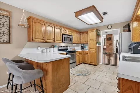 Kitchen - 2505 Royal Scots, Fort Smith, AR 72908 photo 3 of 5