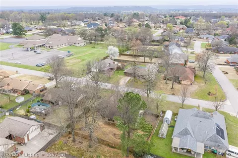 View/Area - 2505 Royal Scots, Fort Smith, AR 72908 photo 4 of 6