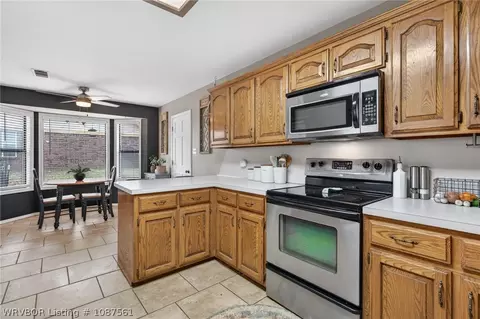 Kitchen - 2505 Royal Scots, Fort Smith, AR 72908 photo 4 of 5