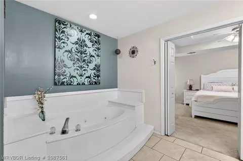Entry Way - 2505 Royal Scots, Fort Smith, AR 72908 photo 2 of 2