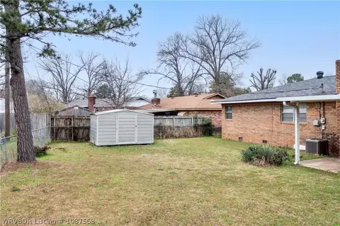 Exterior - 4316 Urbana Dr, Fort Smith, AR 72904 photo 4 of 5
