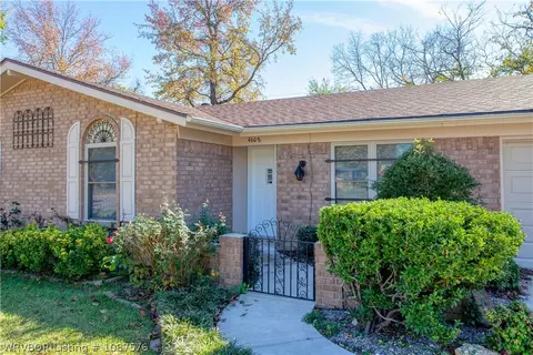 Exterior - 4608 Victoria Dr, Fort Smith, AR 72904 photo 2 of 9