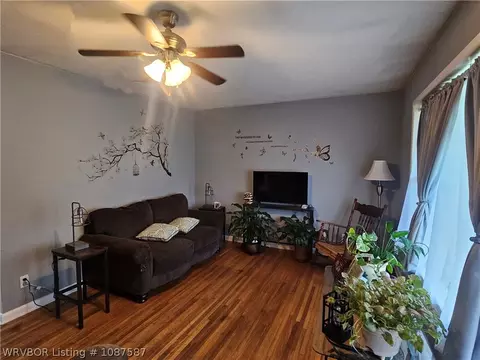 Living - 804 E Academy St, Paris, AR 72855 photo 2 of 3