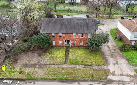 2420 S Q St, Fort Smith, AR 72901
