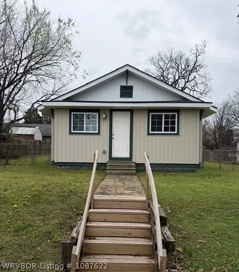 1806 S S St, Fort Smith, AR 72901