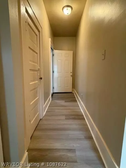 Entry Way - 1806 S S St, Fort Smith, AR 72901 photo 2 of 3