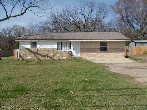 4411 Alma Hwy, Van Buren, AR 72956