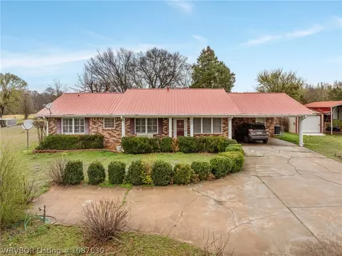 Exterior - 1122 Wire Rd, Ozark, AR 72949 photo 2 of 15