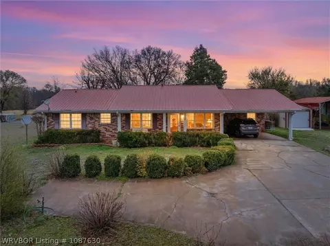 Exterior - 1122 Wire Rd, Ozark, AR 72949 photo 3 of 15