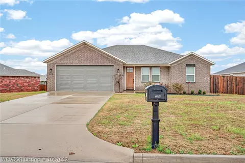 1018 Lavender Rd, Bonanza, AR 72916