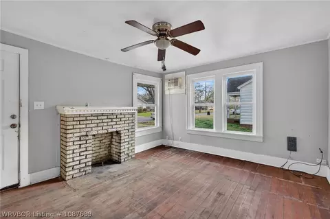 Living - 706 E Short Mountain St, Paris, AR 72855 photo 1 of 4