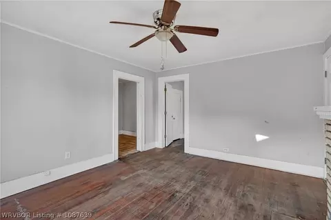 Living - 706 E Short Mountain St, Paris, AR 72855 photo 3 of 4