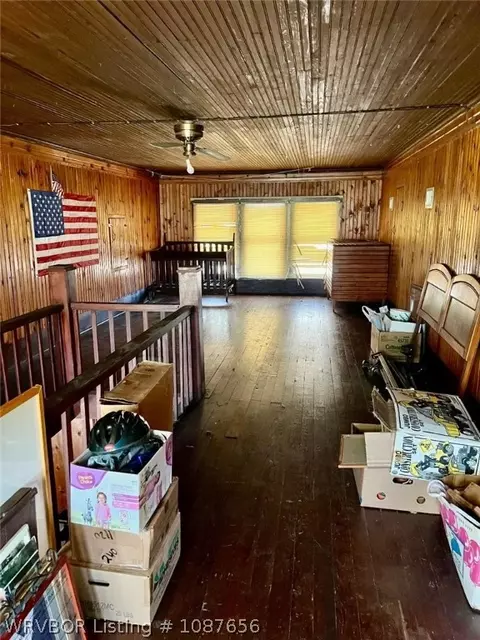Entry Way - 522 Wire Rd, Ozark, AR 72949 photo 5 of 6