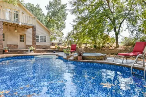 Exterior - 473202 1127 Rd, Muldrow, OK 74948 photo 7 of 11