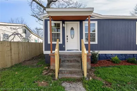 Exterior - 2312 Wirsing Ave, Fort Smith, AR 72904 photo 3 of 9