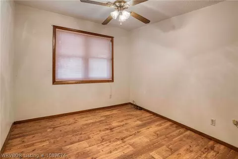 Bedroom - 507 Darlene Dr, Mansfield, AR 72944 photo 4 of 4