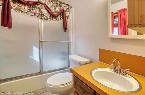 Bath - 507 Darlene Dr, Mansfield, AR 72944 photo 1 of 2