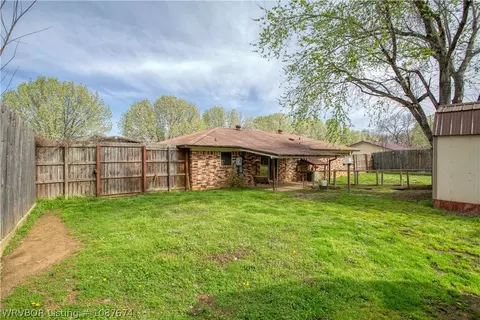 Exterior - 507 Darlene Dr, Mansfield, AR 72944 photo 12 of 15