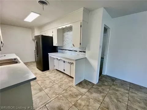1107 E St, Barling, AR 72923 photo 9