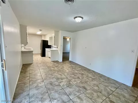 1107 E St, Barling, AR 72923 photo 10