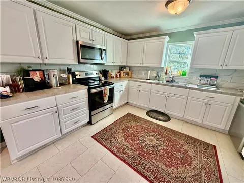 Kitchen - 1145 N 57th Pl, Fort Smith, AR 72904 photo 1 of 2