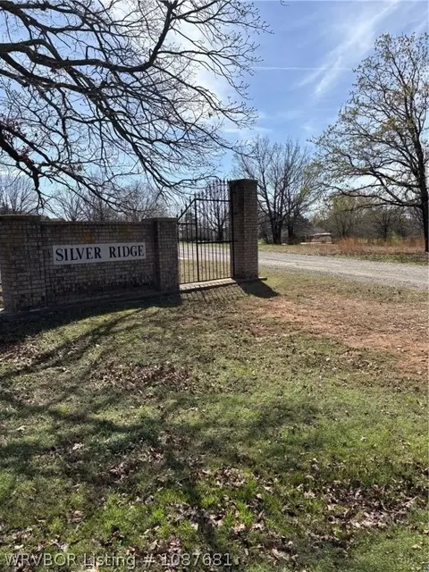 36701 Silver Ridge Ln, Poteau, OK 74953