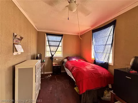 Bedroom - 204 Choctaw St, Hackett, AR 72937 photo 3 of 3