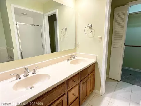 Bath - 3201 S O St #8, Fort Smith, AR 72903 photo 2 of 6