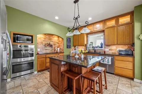 Kitchen - 12800 James Fork Rd, Hartford, AR 72938 photo 1 of 5