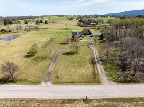View/Area - 12800 James Fork Rd, Hartford, AR 72938 photo 4 of 5