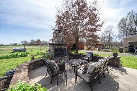 Exterior - 12800 James Fork Rd, Hartford, AR 72938 photo 6 of 18