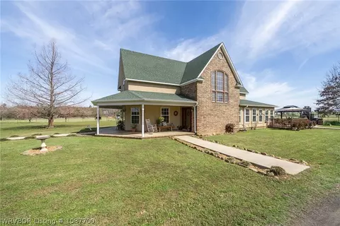 Exterior - 12800 James Fork Rd, Hartford, AR 72938 photo 13 of 18
