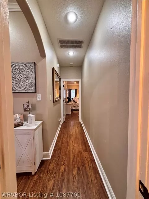Entry Way - 12912 Diamond Ln, Fort Smith, AR 72916 photo 5 of 10