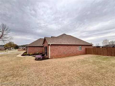 Exterior - 12912 Diamond Ln, Fort Smith, AR 72916 photo 14 of 16