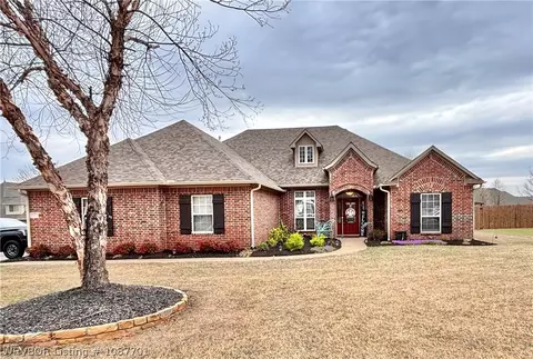 12912 Diamond Ln, Fort Smith, AR 72916