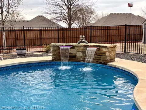 Exterior - 12912 Diamond Ln, Fort Smith, AR 72916 photo 7 of 16