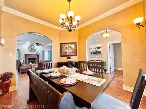 Dining - 12912 Diamond Ln, Fort Smith, AR 72916 photo 1 of 2