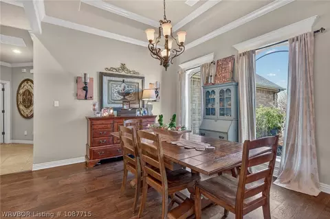 Dining - 1606 Crystal Ct, Fort Smith, AR 72916 photo 2 of 4