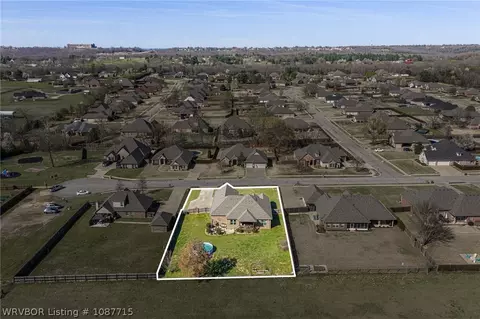 View/Area - 1606 Crystal Ct, Fort Smith, AR 72916 photo 6 of 9