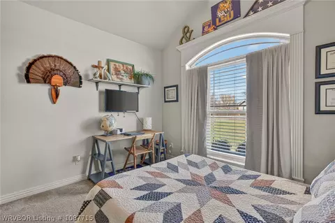 Bedroom - 1606 Crystal Ct, Fort Smith, AR 72916 photo 7 of 13