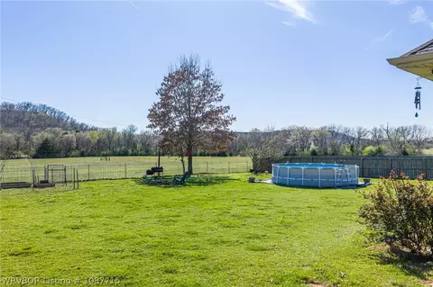 Exterior - 1606 Crystal Ct, Fort Smith, AR 72916 photo 10 of 14