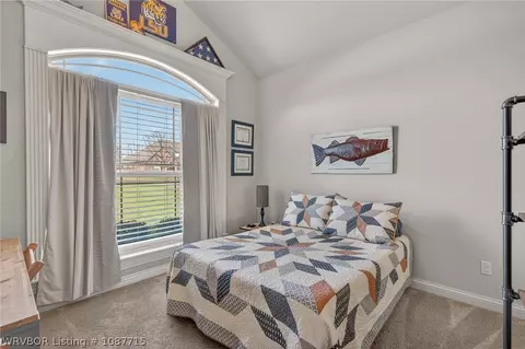 Bedroom - 1606 Crystal Ct, Fort Smith, AR 72916 photo 5 of 13
