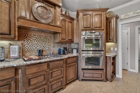 Kitchen - 1606 Crystal Ct, Fort Smith, AR 72916 photo 1 of 4